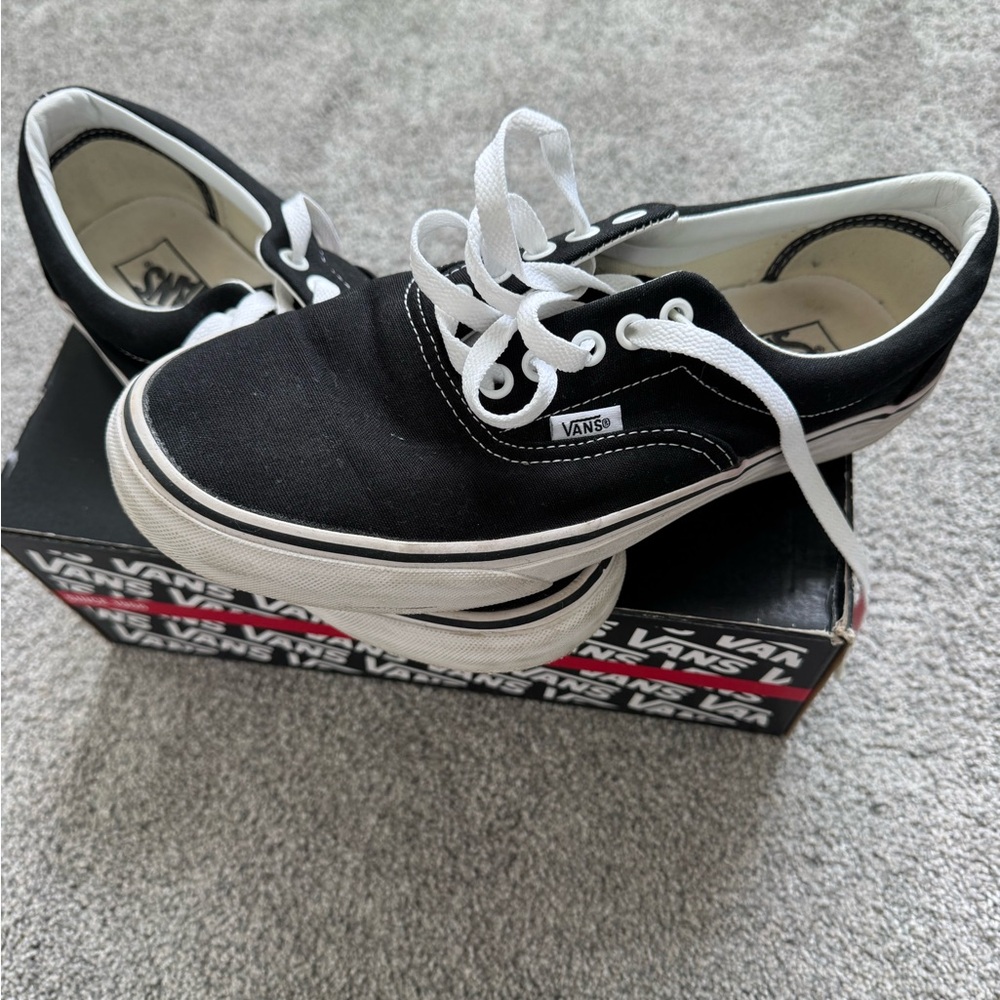 Vans Women's Black and White Canvas Sneakers